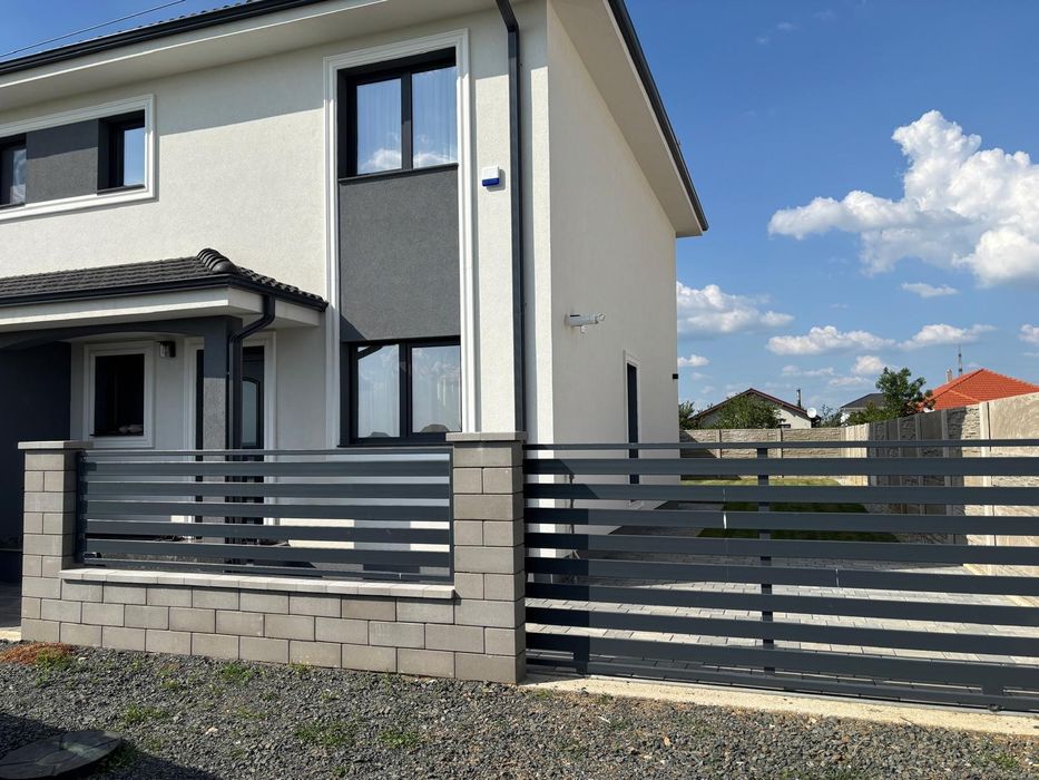 Duplex cu toate utilitatile / mobilat si utilat