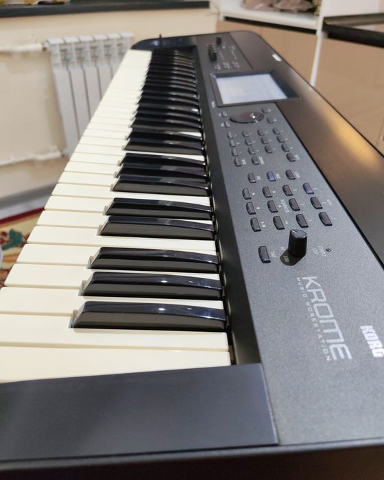 Korg Krome 61 Keyboard/Klavish