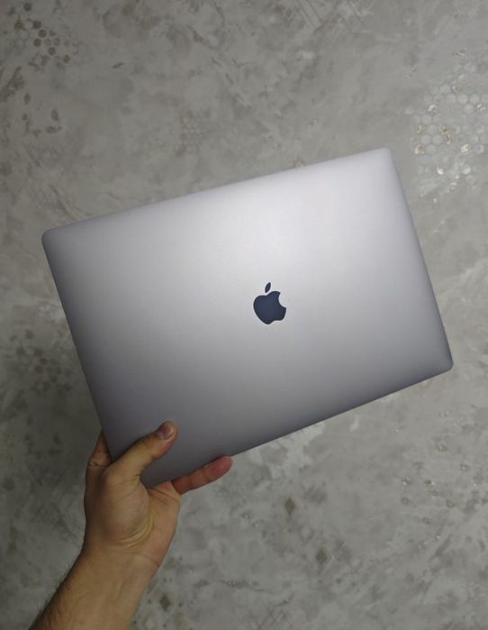 Macbook pro I9 16/1TB