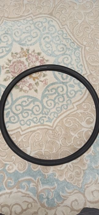 Покрышка гравийная