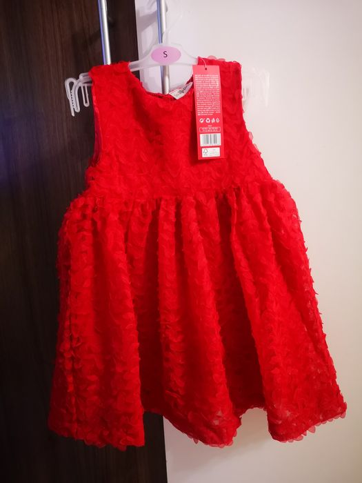 Нова с етикет бебешка коледна рокля за момиче 18-24м.