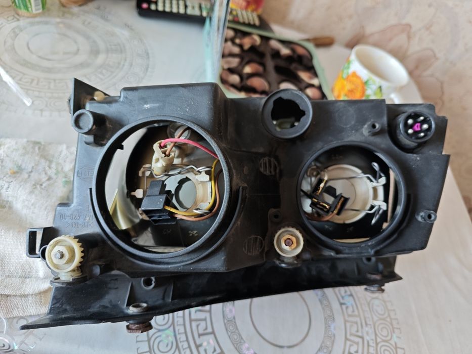 Фары на Passat B5