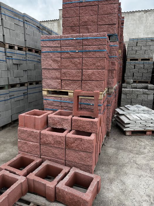 Рваные блоки сплитерные накрывочные крыша