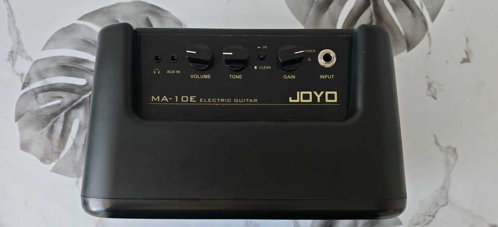 Комбоусилитель JOYO MA-10E