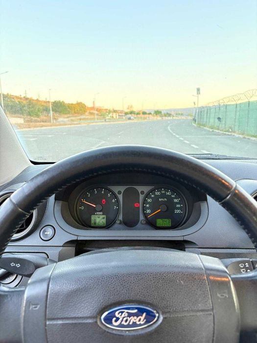 Vand Ford Fiesta