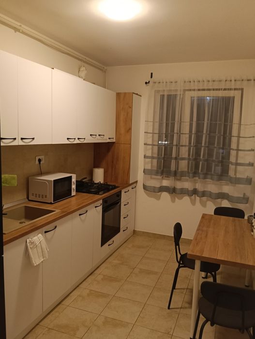 Apartament 2 camere 75mp cu balcon deschis