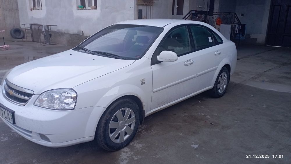 LASETTI 2012 1 pazitsiya