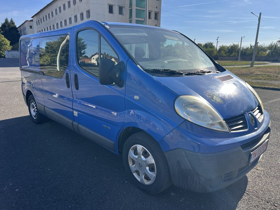 RENAULT Trafic 2013 — imagine 3