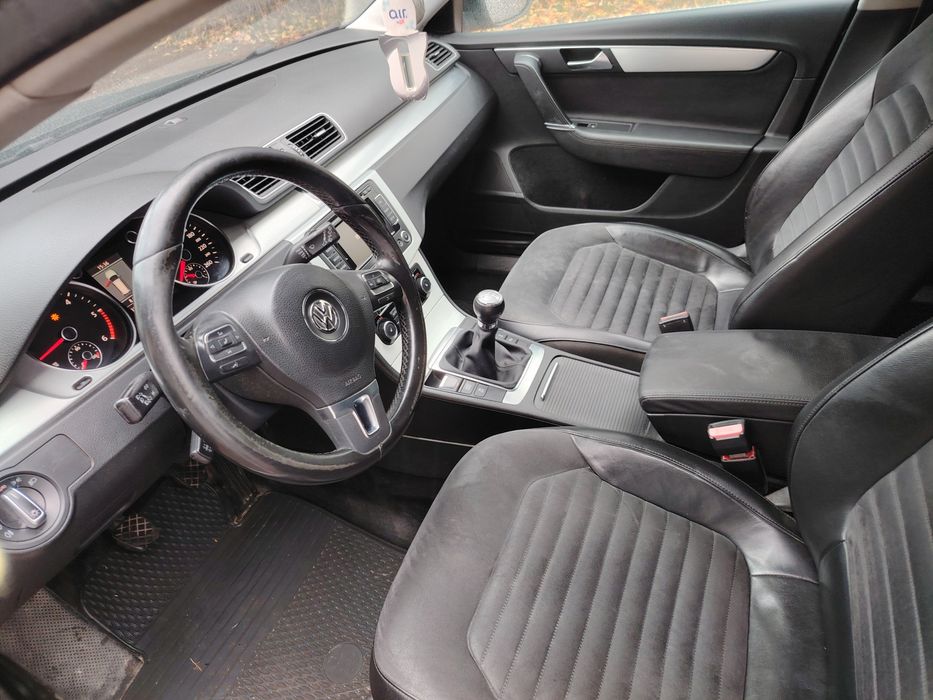 VOLKSWAGEN Passat 2011 — imagine 5