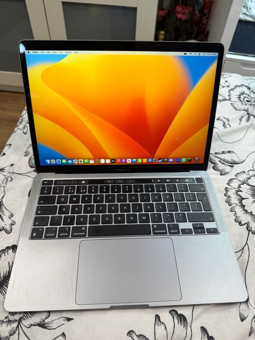 MacBook Pro 13” M2 Pro (2022)