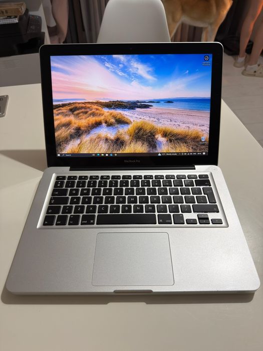 MacBook Pro 13 2012 16GB RAM 750 GB Dual Boot macOS + Windows 10