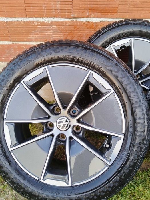 Гуми с джанти R16