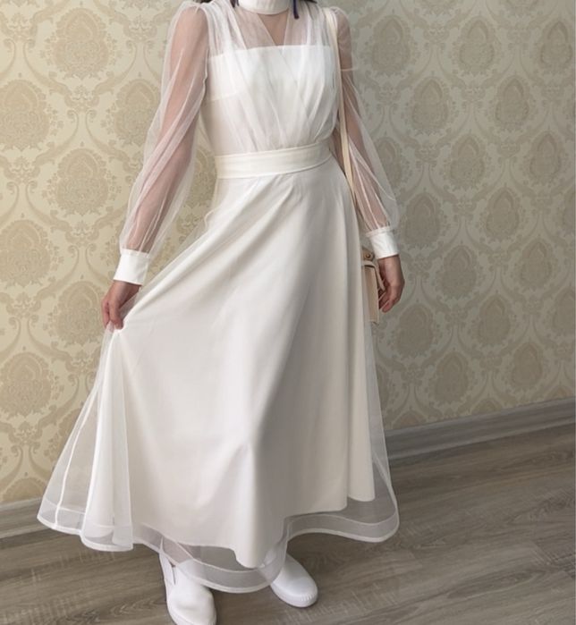 Продаи белое платье