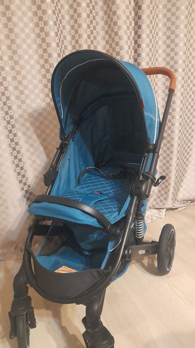 Готов продать хорошаю коляску