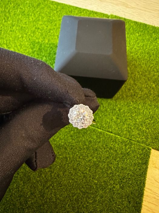 Сребърен пръстен за годишнина с Мойсанит диамант