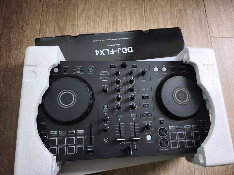 DJ контролер Pioneer DJ - DDJ-FLX4