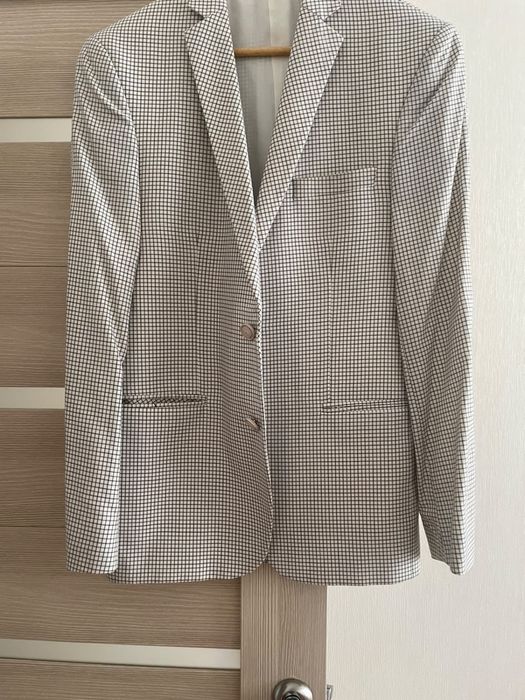 Продам одежду каждая за 3000
