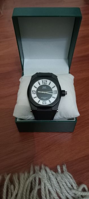 Часы Q&Q новые продам