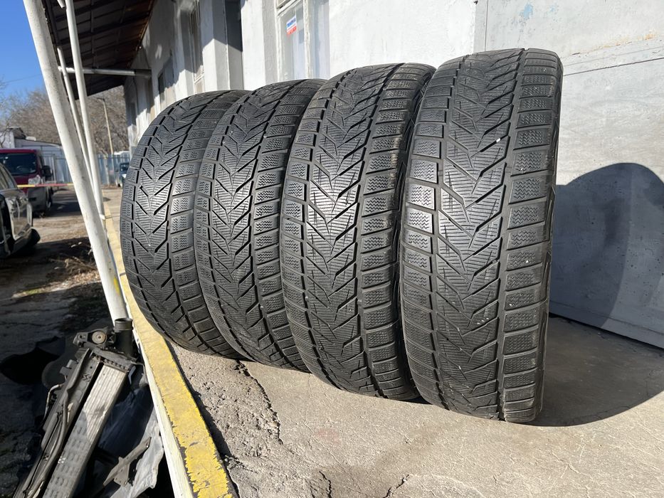 4 бр. зимни гуми 225/60/17 Vredestein DOT 4016 5-6 mm