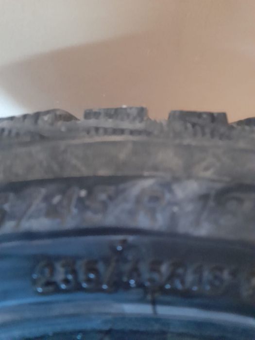 продам зимние шины