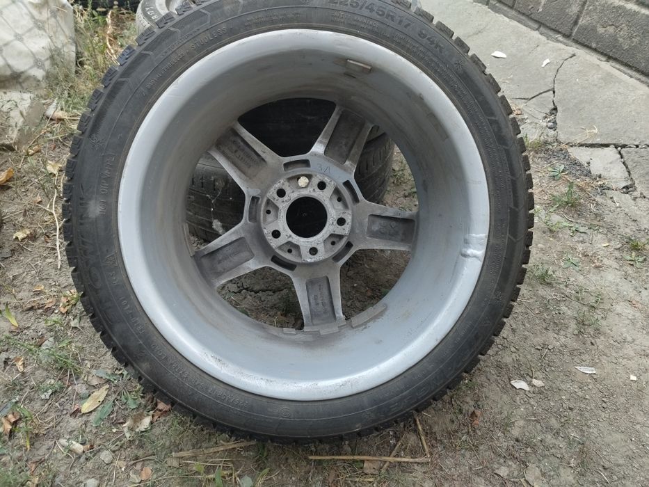Продам Апалоны с зимней резиной