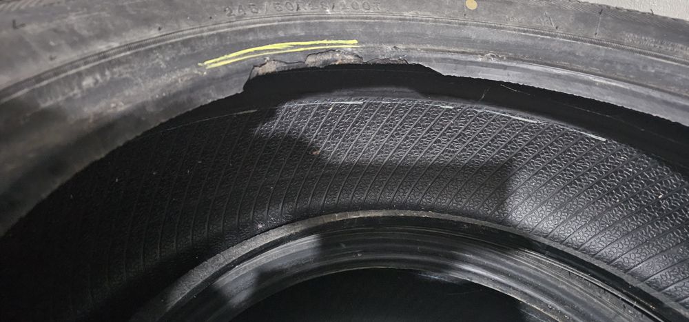 Гуми 245/50 R18, DOT 20, Зимни.