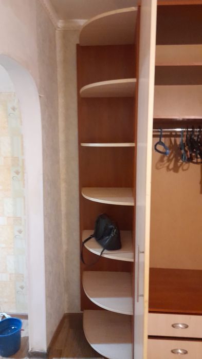 Продам шифоньер