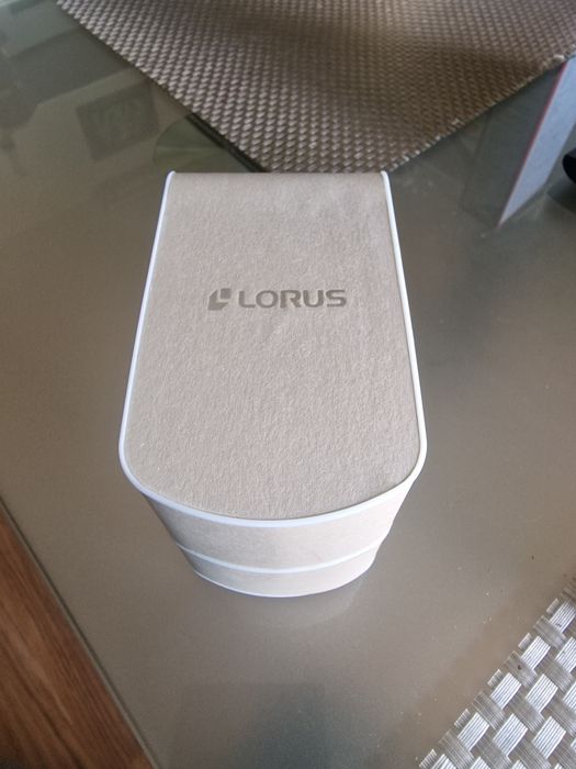 Часовник LORUS като нов