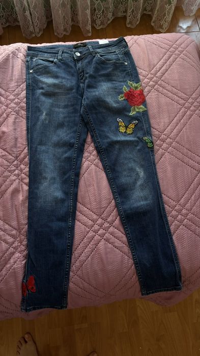 Дрешки нови и използвани само за 5 Евро размер S