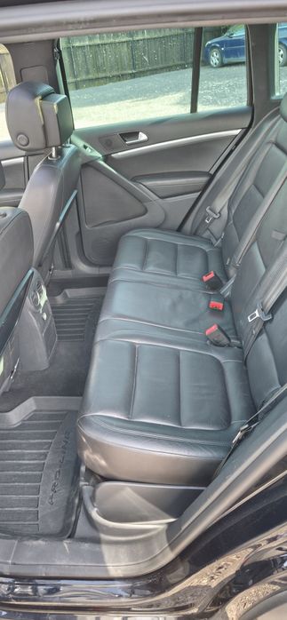 VW Tiguan 2.0 TDI R-Line | 177 CP | Trapă | Piele | CarPlay | Distribuție + Schimburi noi 2026