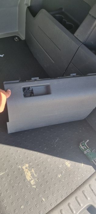 Жабка за VW CADDY 2011-2016