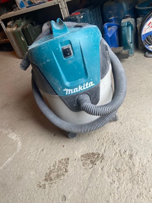 Продается пылесос Макита Makita оргинальный