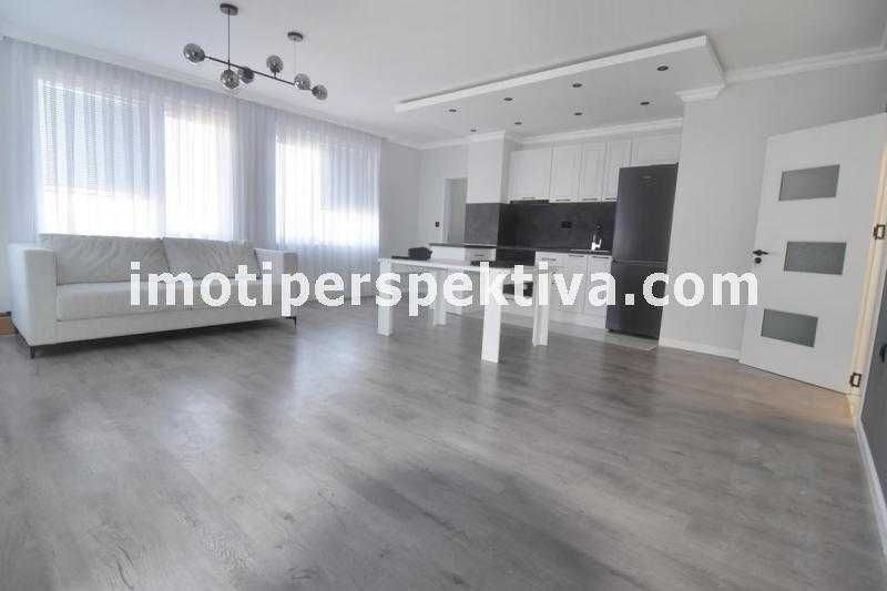 Продава се Тристаен апартамент в Пловдив, Кючук Париж - 140 кв.м за 1343 €/кв.м - Снимка #1