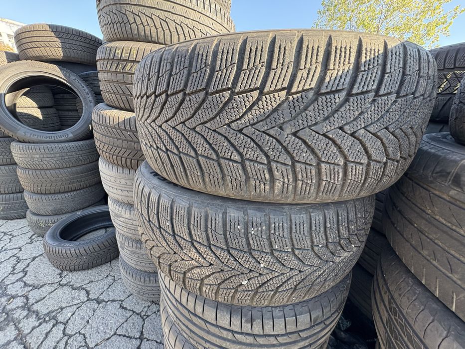 Продавам 4 броя зимни гуми Нексен Nexen 235/50/18