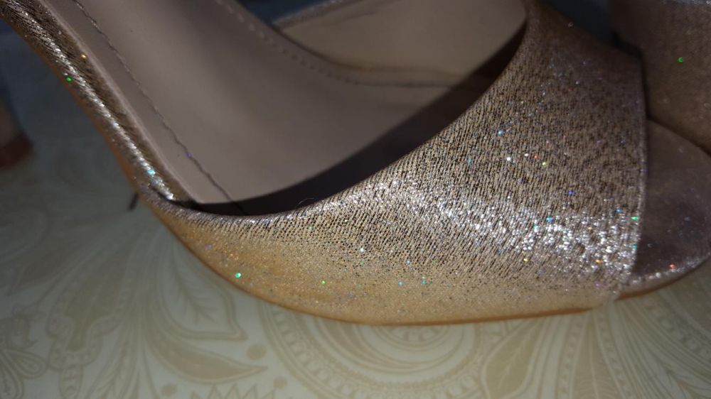 Sandale aurii ocazie, 35