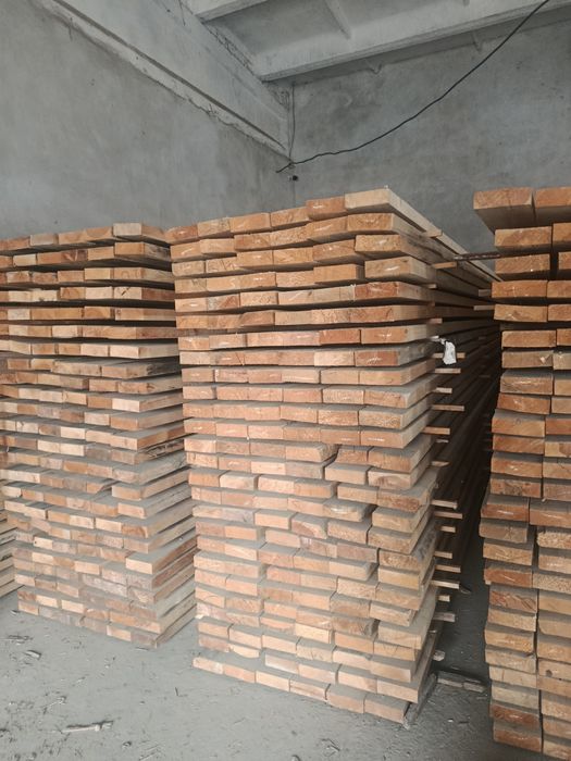 Стропила сотилади