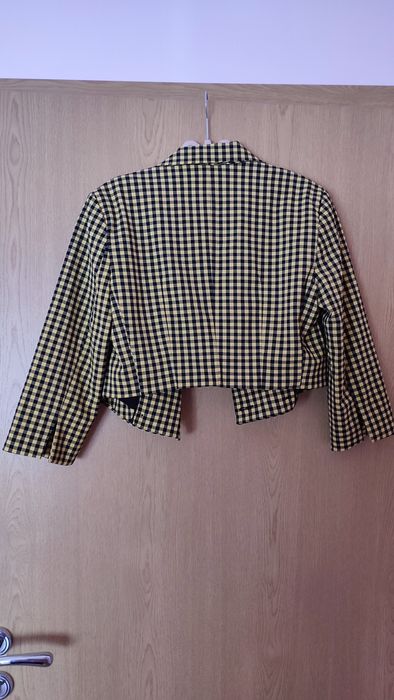 Costum carouri BERSHKA mărimea S-M