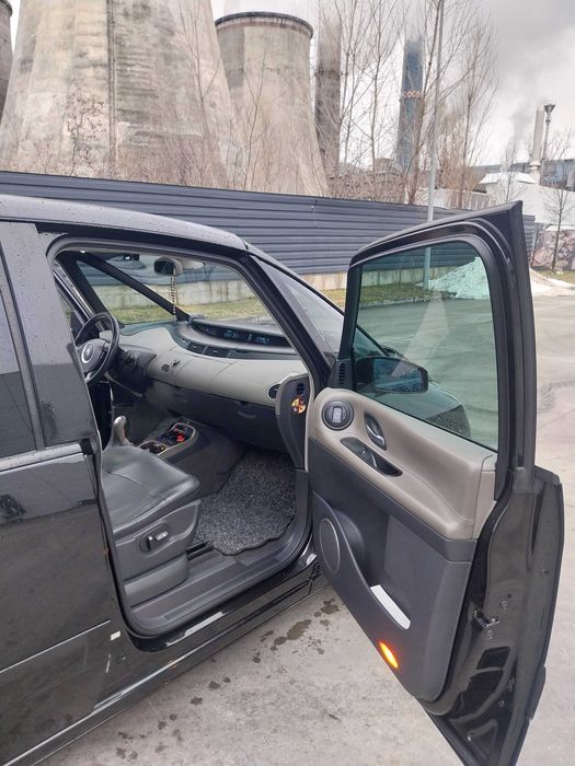 Renault Espace Initiale Paris 2.0 turbo benzina