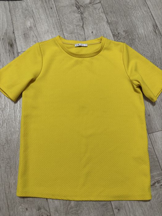 Продам женскую одежду в отличном состоянии