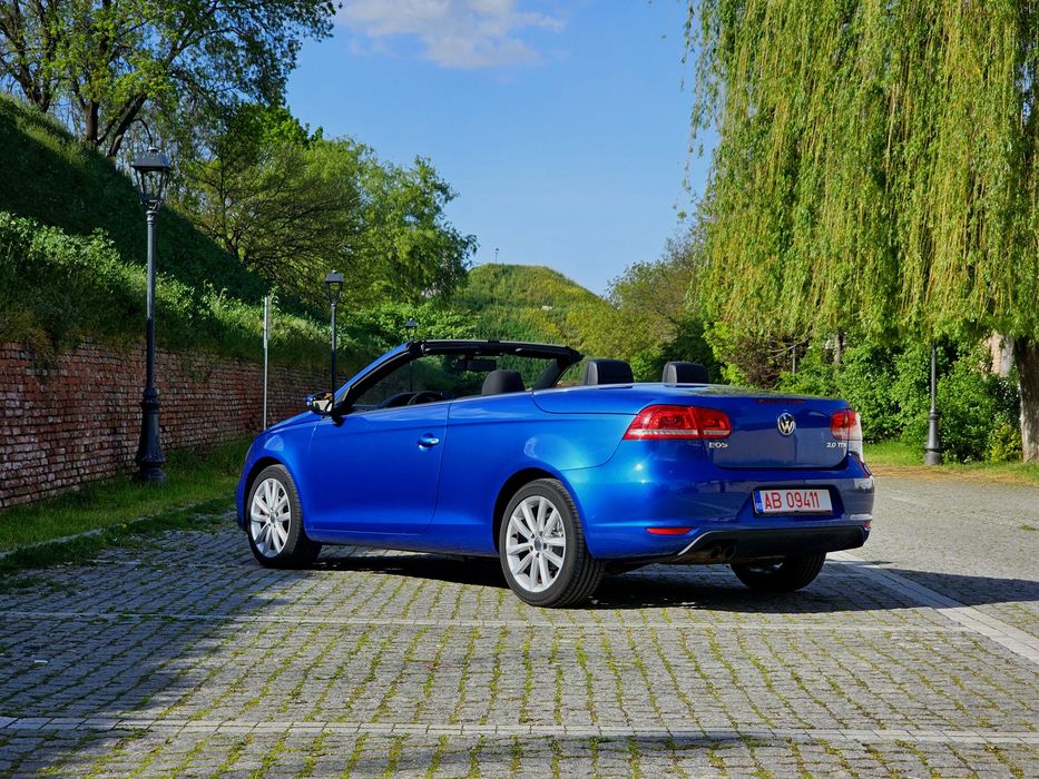 VOLKSWAGEN Eos 2012 — imagine 4