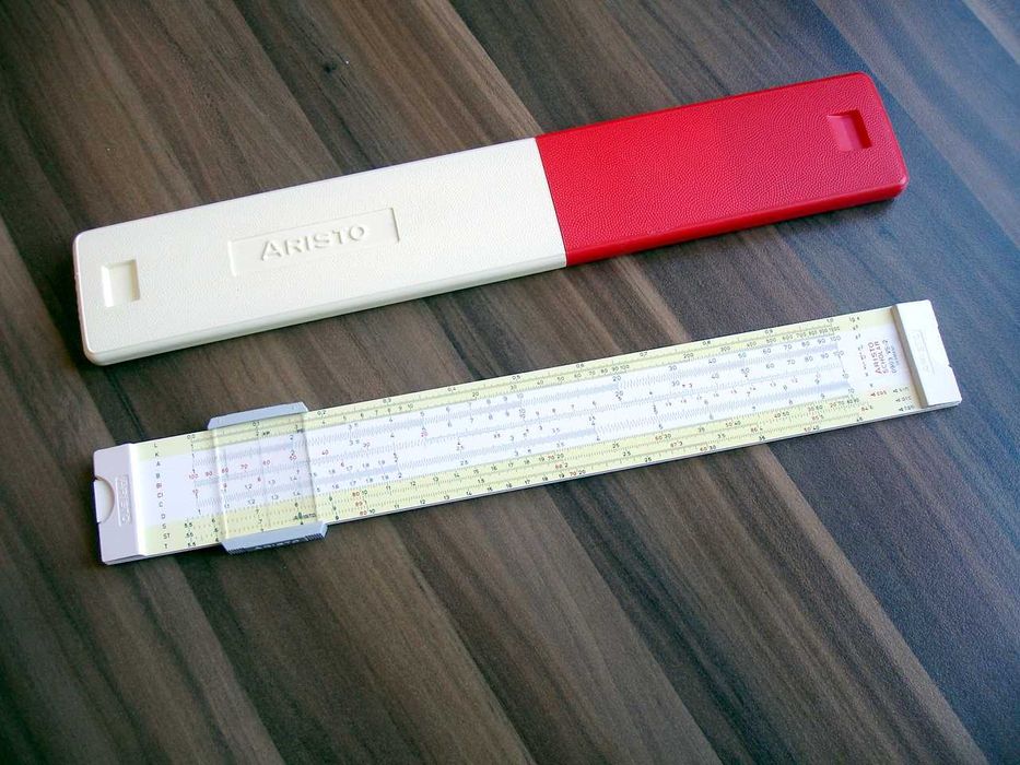 Aristo - логаритмична линия