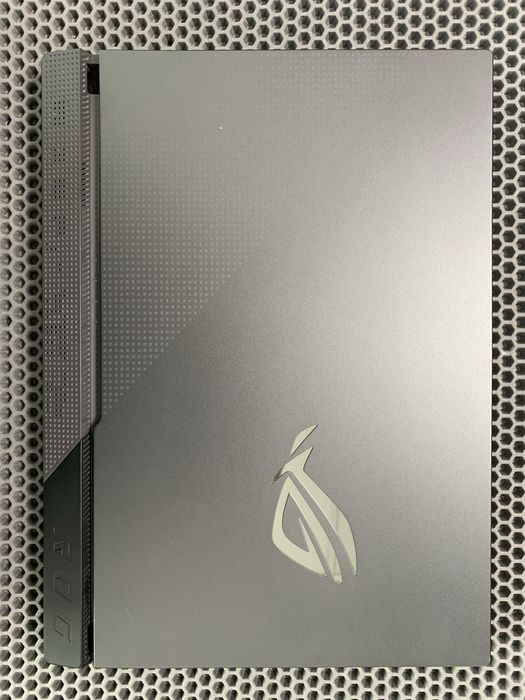 Игровой Asus ROG Strix G513. Ryzen 7.