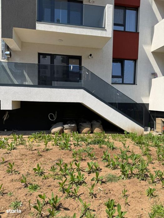 Aparatment 52 mp + Curte Proprie 55mp + Loc de parcare Subteran