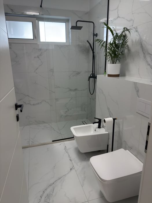 Inchiriez apartament 60 mp in bloc nou cu parcare subterana la 5 min de Iulius Mall