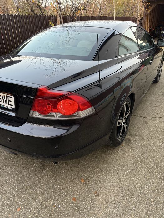 Volvo c70 2009 T5 - 240 cp