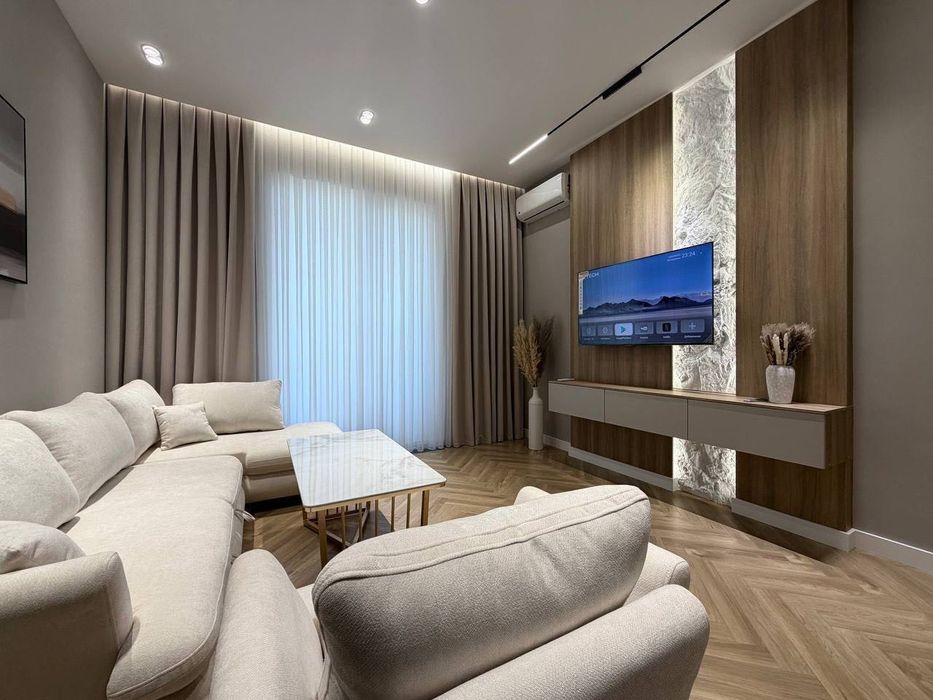 Infinity Продается 1 комнатная квартира ремонт ул.Садыка Азимова, Ц-1