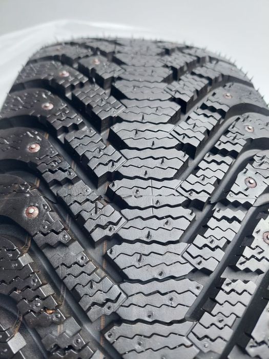 Шины Goodyear 235/65/17