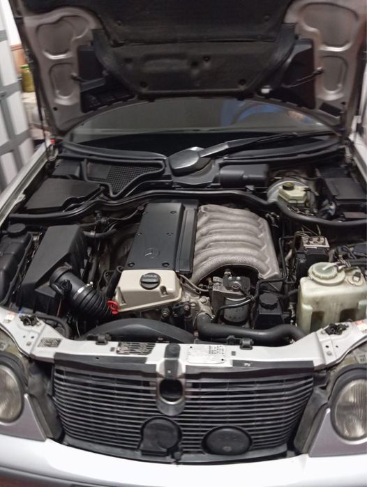 Mercedes w210 3000 td om 606 . Recent adus din Spania, impecabil