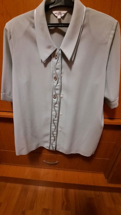 Lot 3 bluze(150 Lei)  sau 55 Lei /buc.