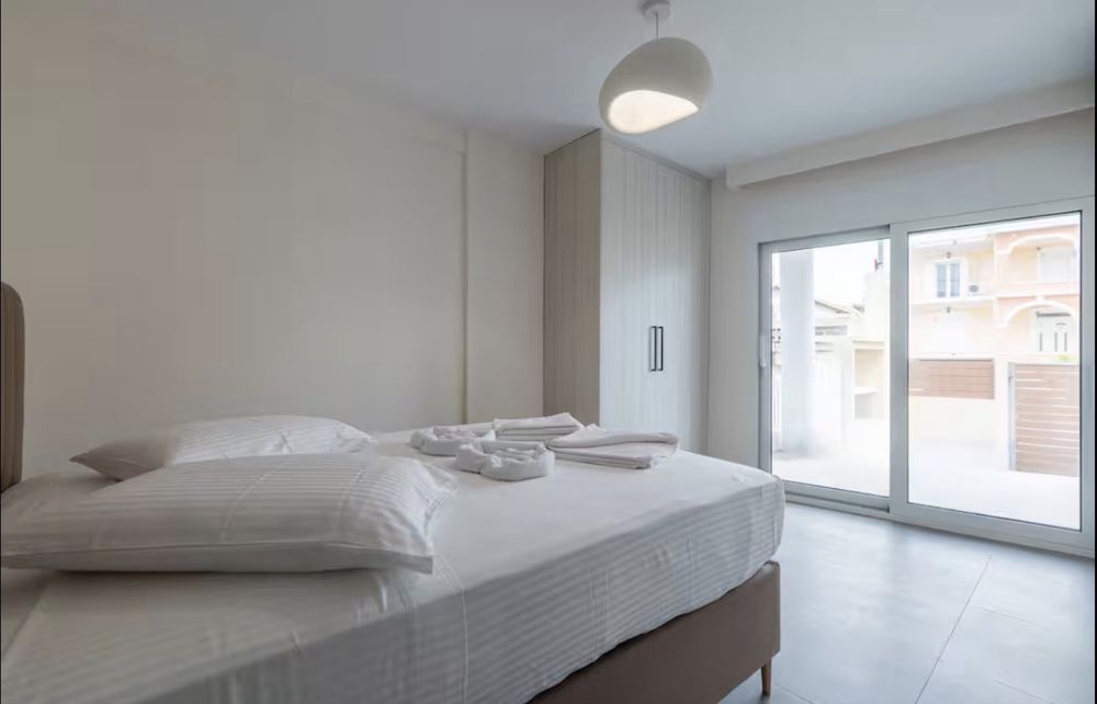 Apartament COSTINESTI!           - citiți cu tentie -